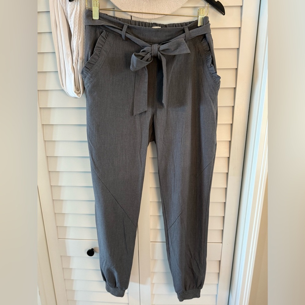 Cream Women’s Gray Tie-Waist Pants Trousers in